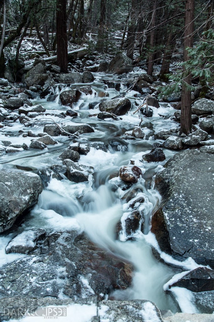 YOSEMITE NATIONAL PARK - STREAM BY BRIDALVEIL FALL-8063